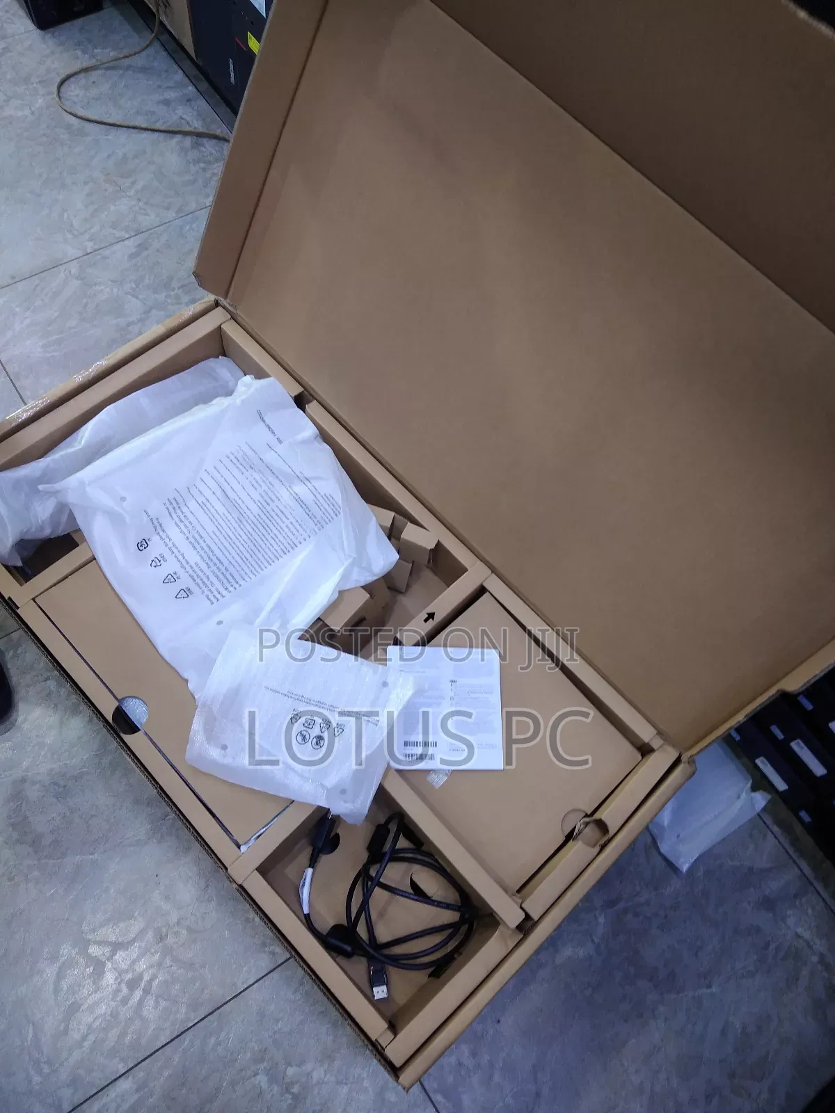 34inch Hp Eye Ease Brand New Monitor.