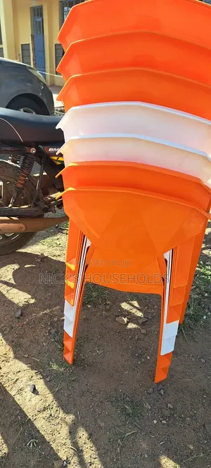 College Plastic Chairs