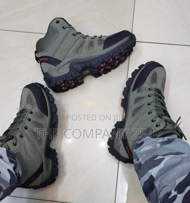 Quality Leather High Cut Hiking Safety Sky View Boots - thumbnail 2