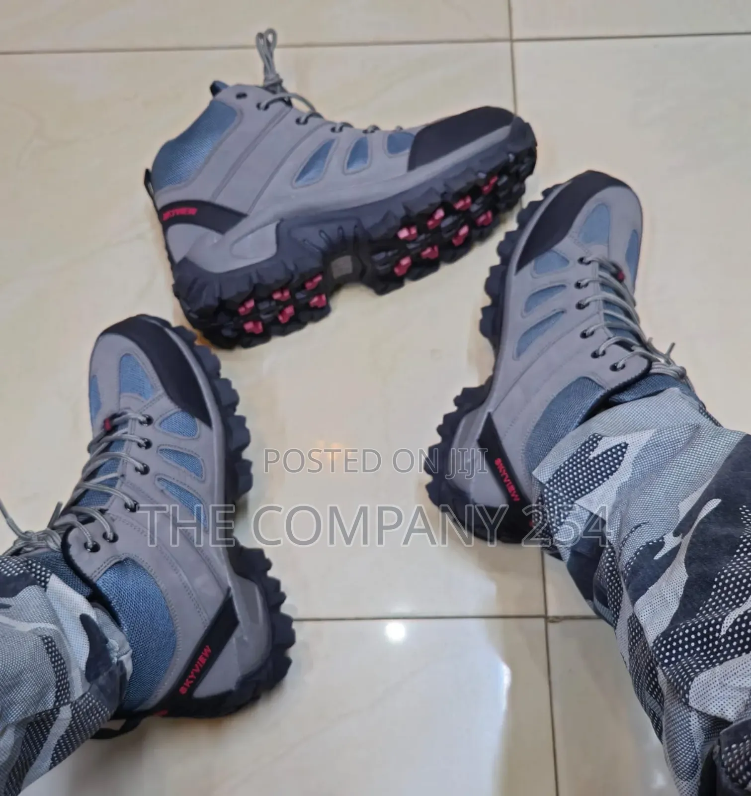 Quality Leather High Cut Hiking Safety Sky View Boots