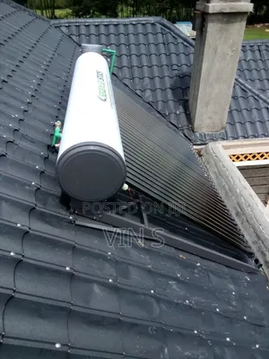 Solär Watër Heatėrs* Solar Water Heaters¬Solàr Watér Heatèrs