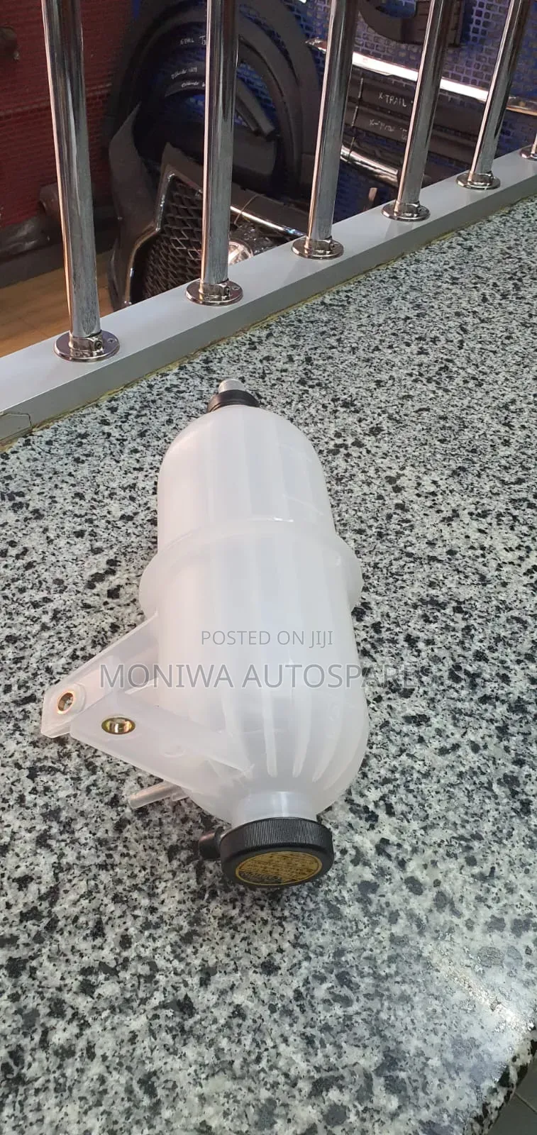 Coolant Bottle Toyota Hilux Vigo