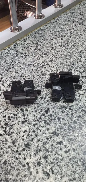 Nissan Dualis/Qashqai Boot Lock