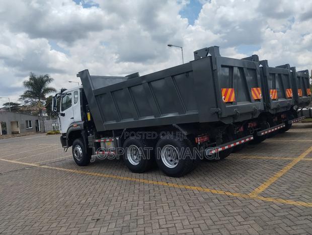 Sinotruk Howo Nx- 266hp Tipper
