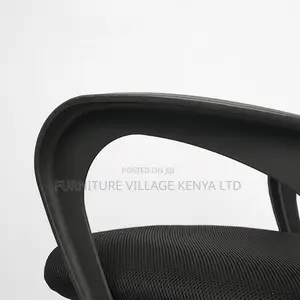 Office Chair:Solid Mesh Chair With Armrest and Adjustable