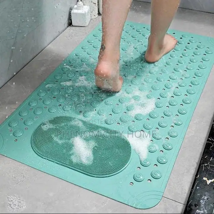Elegant Antislip Bathroom Mats With Scrubber