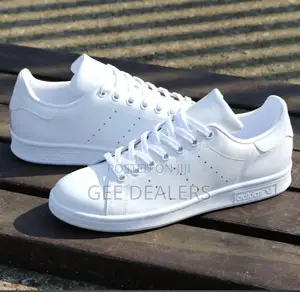 Unisex Adidas Casual Shoes, Stan Smith White Sneakers