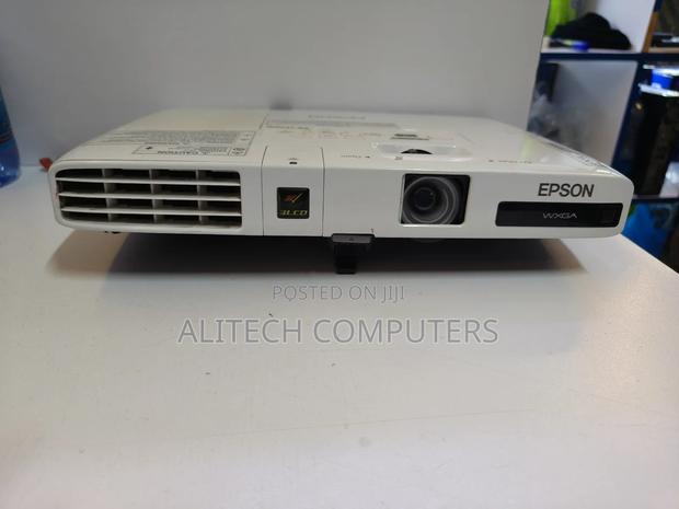 Epson Eb -2776w Projector - thumbnail 3