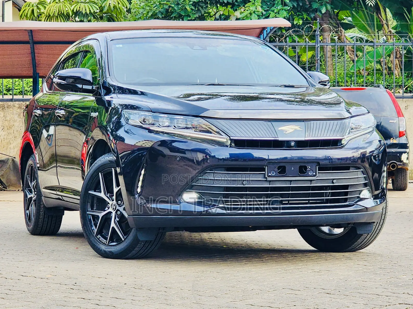 Toyota Harrier 2.5 Hybrid 4WD 2019 Black