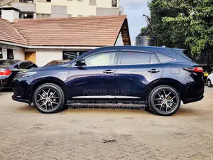 Toyota Harrier 2.5 Hybrid 4WD 2019 Black