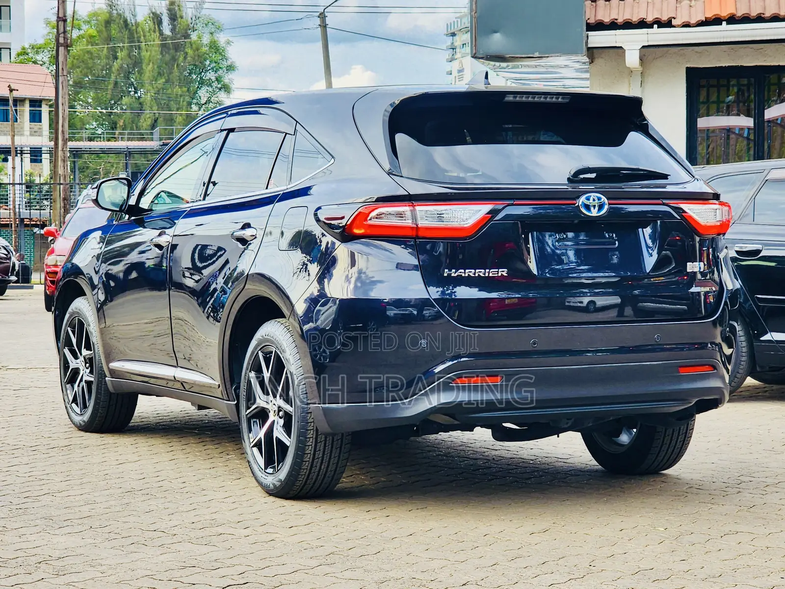 Toyota Harrier 2.5 Hybrid 4WD 2019 Black