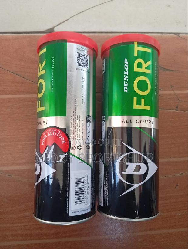 Lawn Tennis Balls - main view