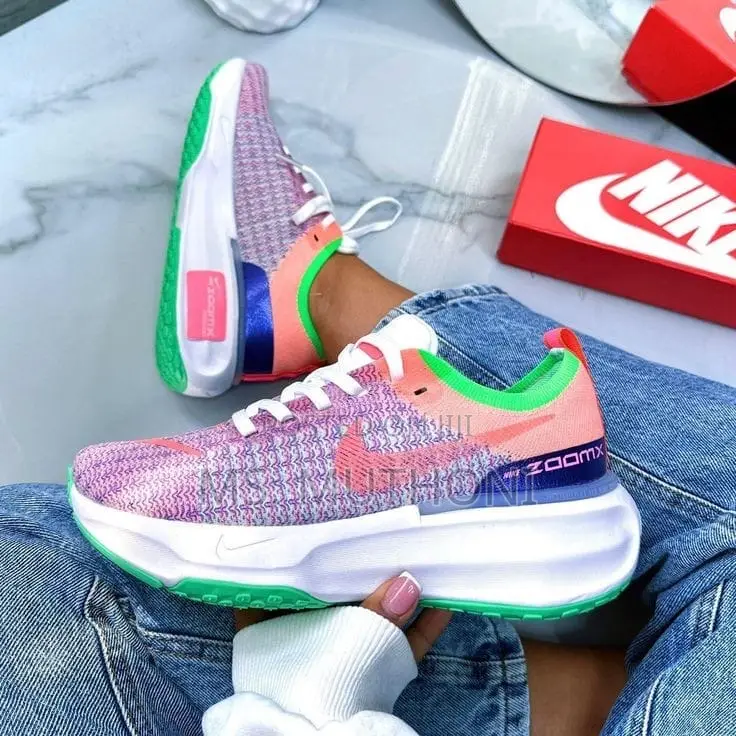 Ladies Nike Invisible Run 3 Zoom Trainer36-40