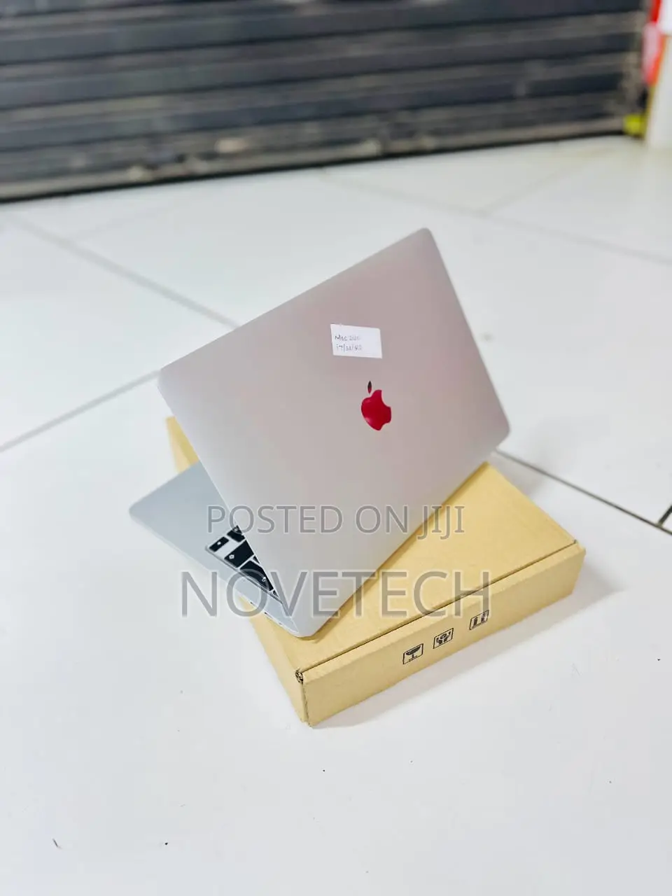 Laptop Apple MacBook Pro 2020 32GB Intel Core I7 SSD 512GB