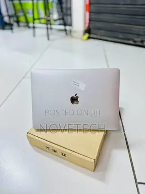Laptop Apple MacBook Pro 2020 32GB Intel Core I7 SSD 512GB