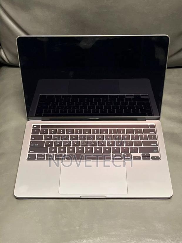 Laptop Apple MacBook Pro 2020 32GB Intel Core I7 SSD 512GB