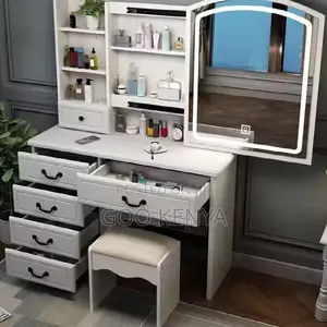 Dressers Tables ; Queens Vanity Dressing Table.