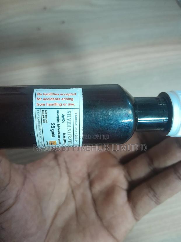 Lab Silver Nitrate 25gms - thumbnail 4