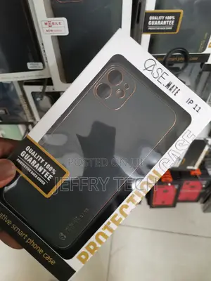 Puloka iPhone 11 European Leather Gold Electroplated Case