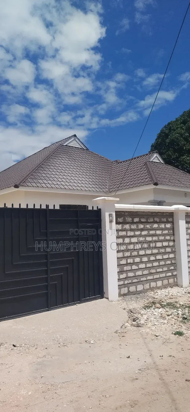 3bdrm Bungalow in Shanzu for sale