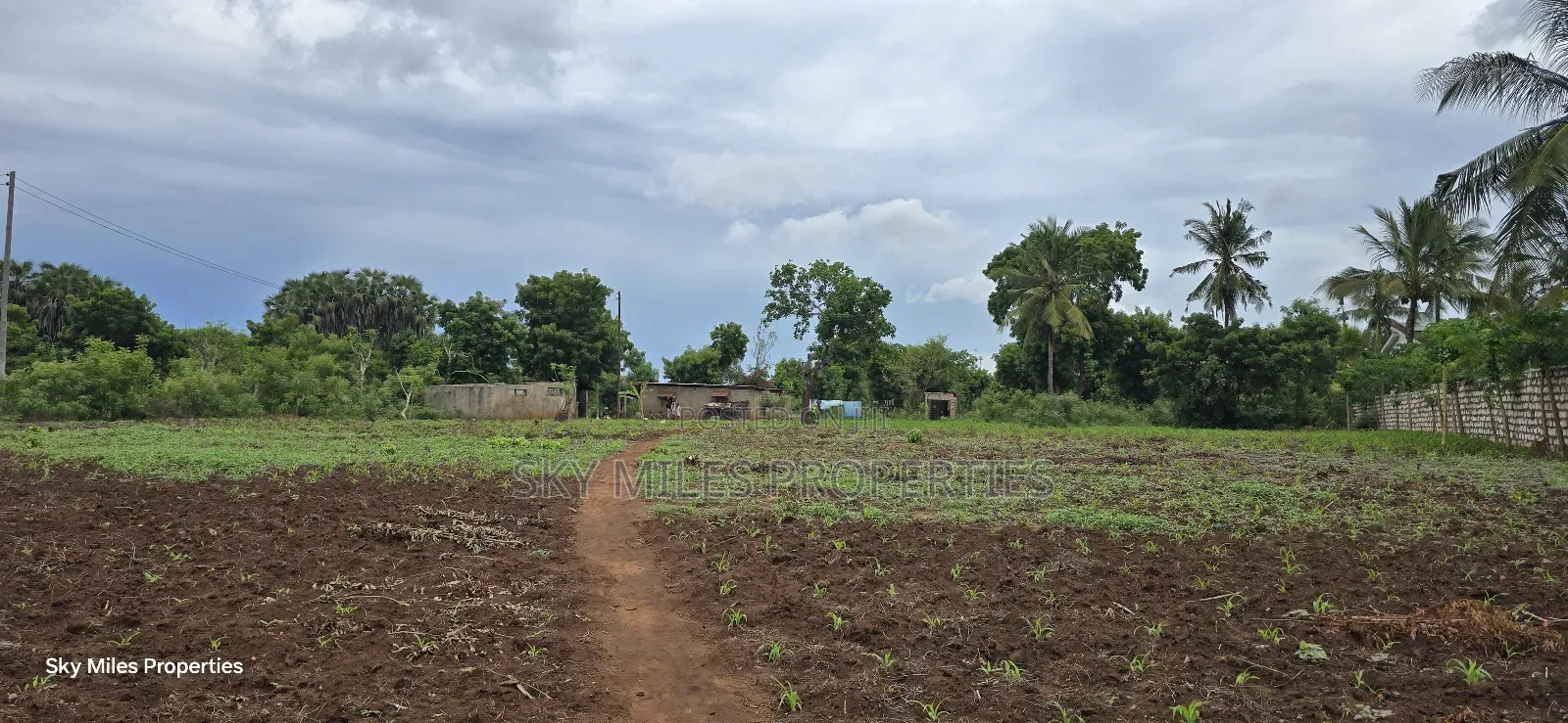 Mtwapa Jumba Ruins, 4.5 Acre Plot for Sale