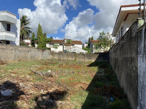 1/8 Plot Inside the Estate for Sale in Nyali - thumbnail 4