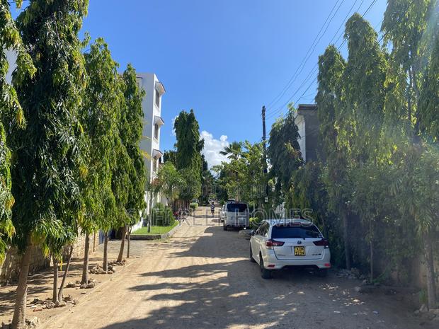 1/8 Plot Inside the Estate for Sale in Nyali - thumbnail 7