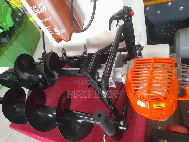 Holes Digger Earth Auger Machine - main view