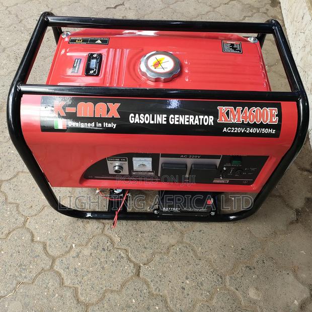 Kmax 2.4kva Petrol Engine Generator Keystart - main view