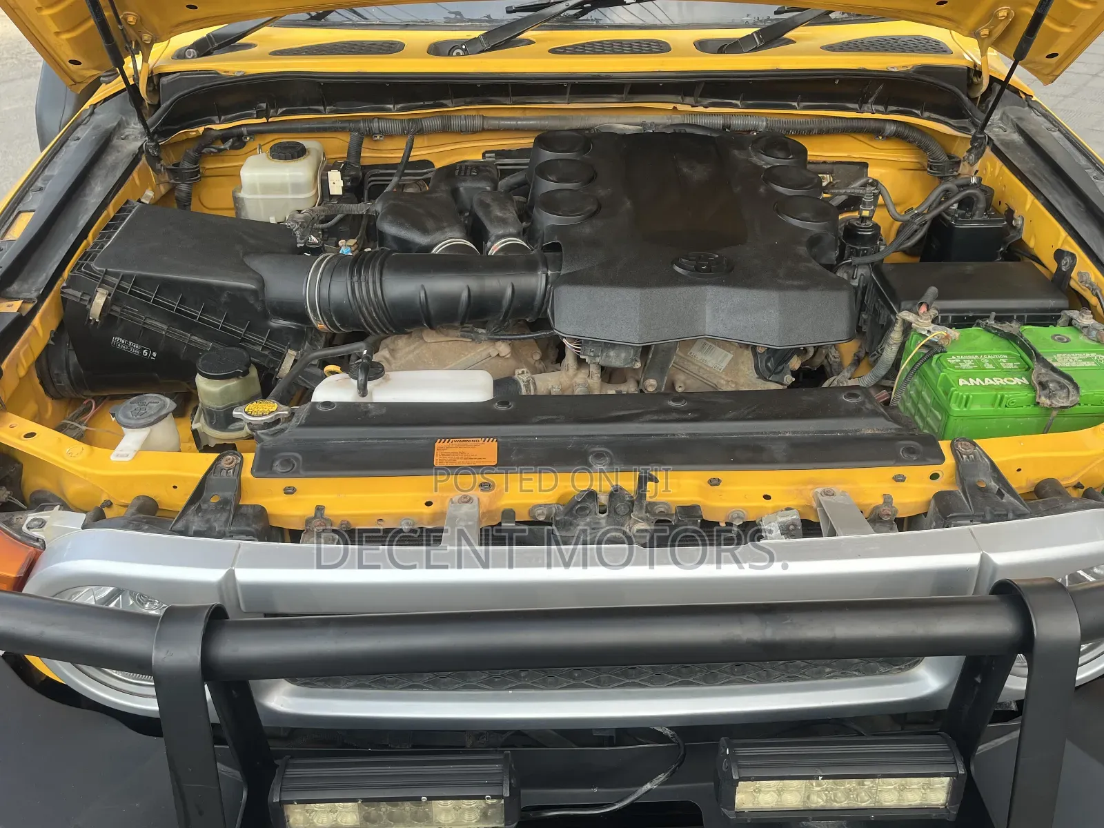 Toyota FJ Cruiser 2x4 Automatic 2011 Yellow