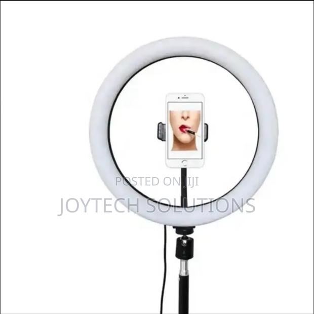 High Quality Ring Light for Makeup, Photo Taking Light - thumbnail 2