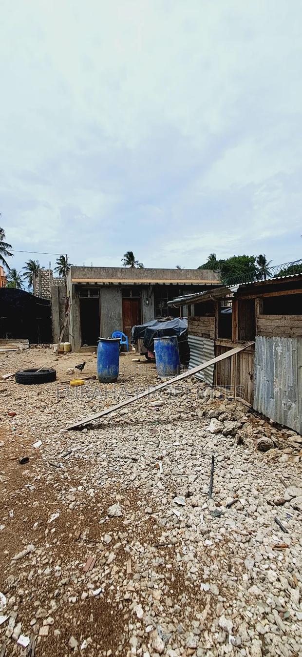 For Sale 50by100 Plot Bamburi - thumbnail 3