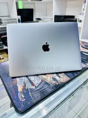 Laptop Apple MacBook Pro 2017 8GB Intel Core I5 SSD 256GB