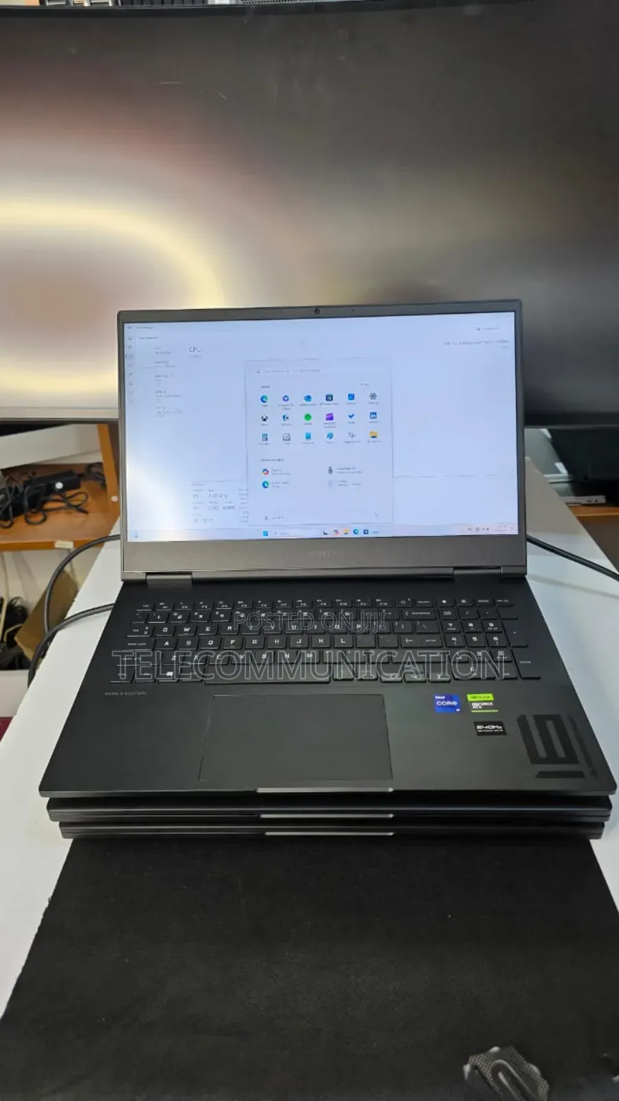 Buying Used and Dead Laptops, 
