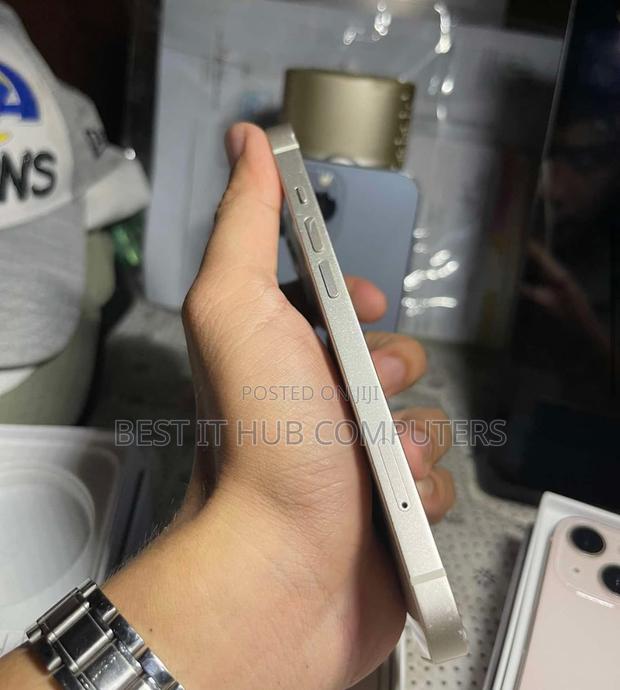 Apple iPhone 13 128 GB White - thumbnail 2