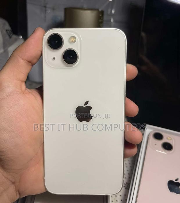 Apple iPhone 13 128 GB White - main view