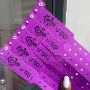 Plastic, Vinyl Glitter One Time Use Event Wristbands
