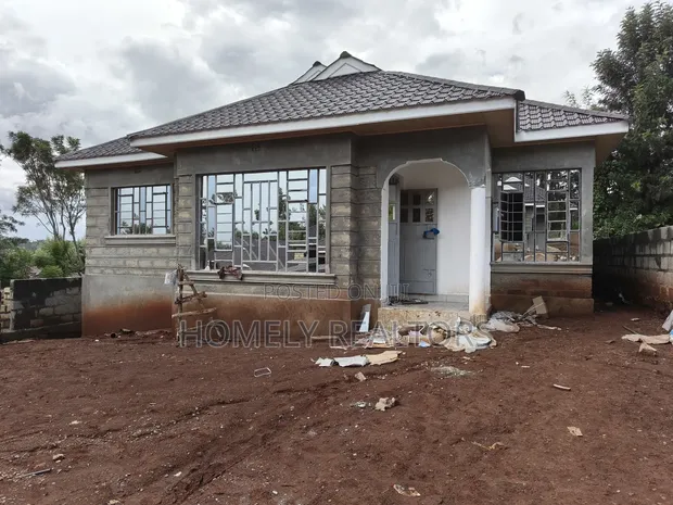 3bdrm Bungalow in Maragara Road, Ngong for sale