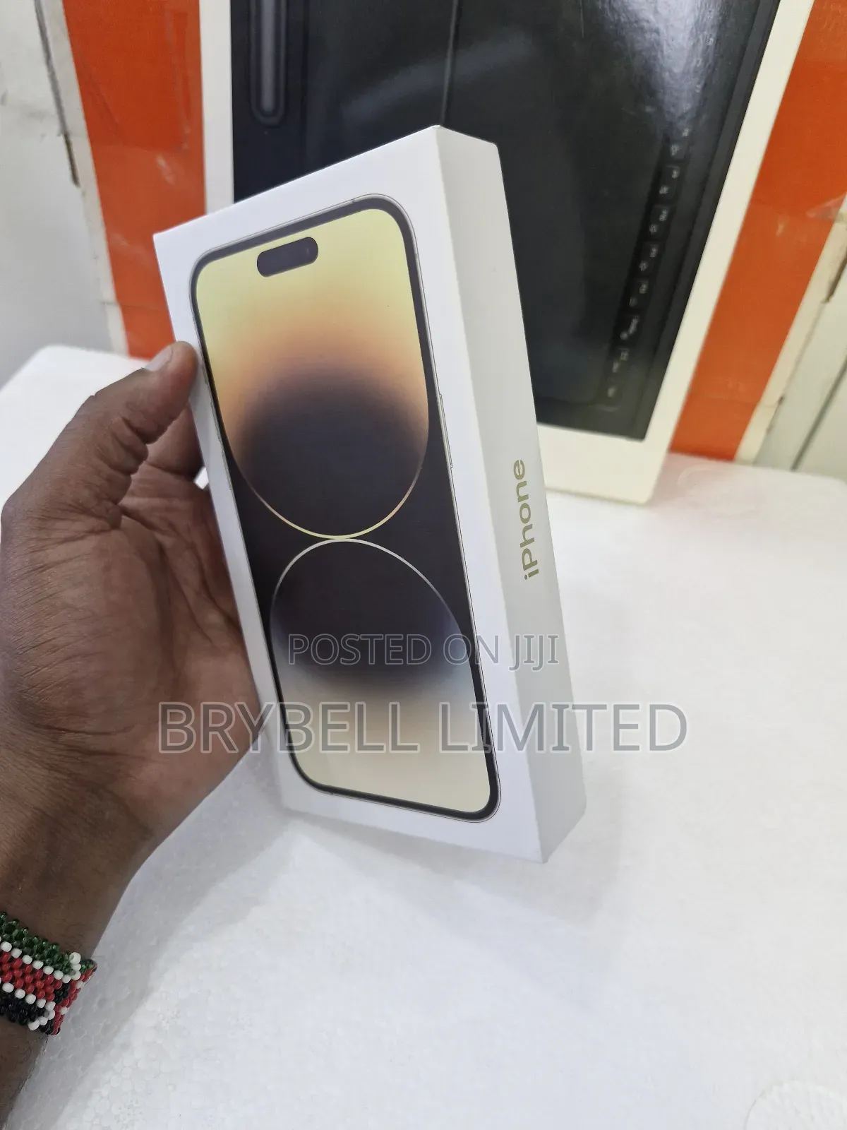 New Apple iPhone 14 Pro Max 256 GB Gold