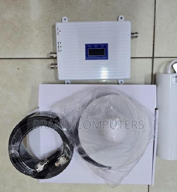 Triband GSM Signal Booster (2g 3g 4g)With Two Outlets Ports