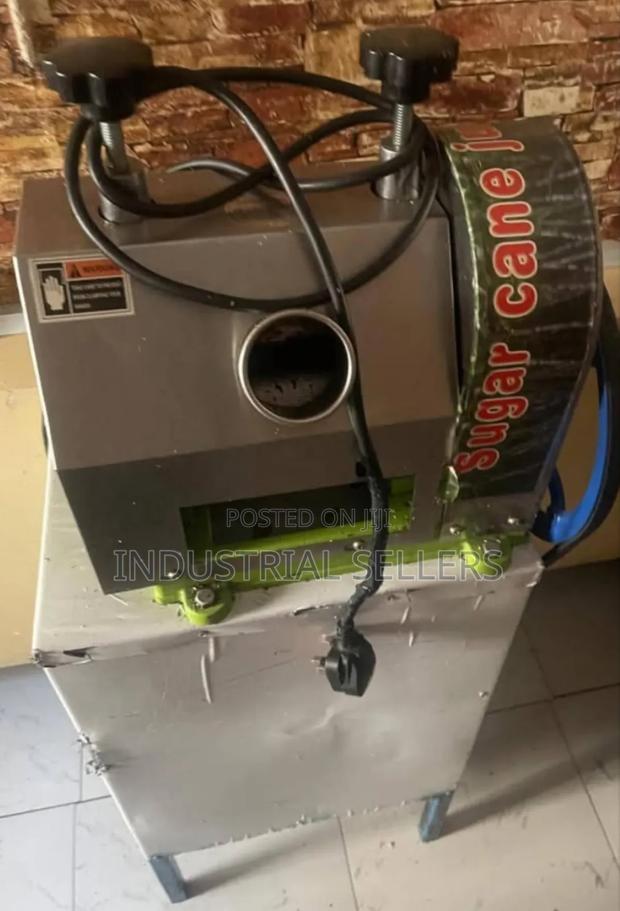 Sugarcane Juicer Machine - Commercial - main view