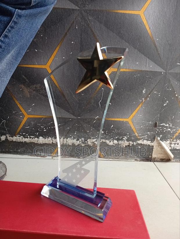 Clear Crystal Trophy - thumbnail 4