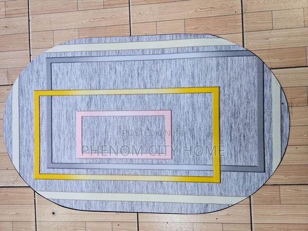 New Oval Design Antislip Bathroom Mats Available Now