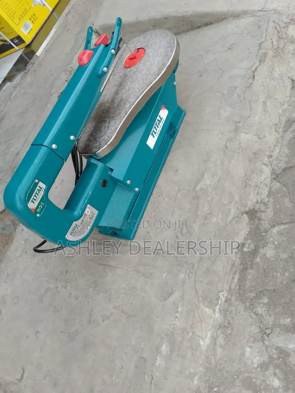 Scroll Saw 220-240v
