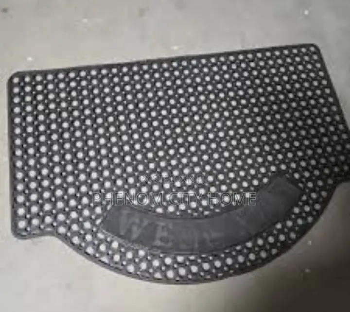 Large Size Heavy Plastic Outdoor Mats Now Available