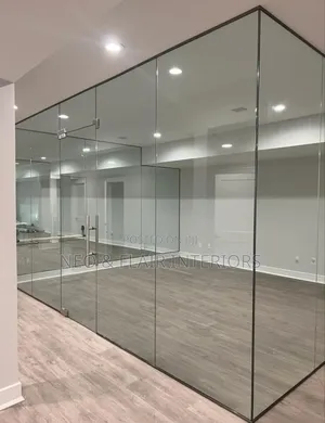 Clear Frameless Glass Office Partitions