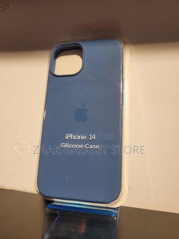 Silicon Cover With Apple Logo for iPhones - main view