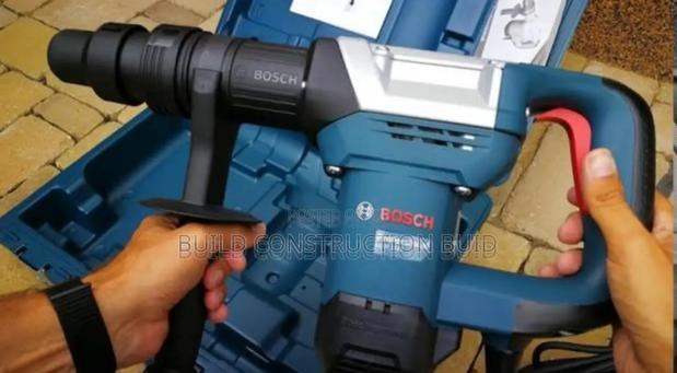 GSH 500 Professional Demolition Hammer