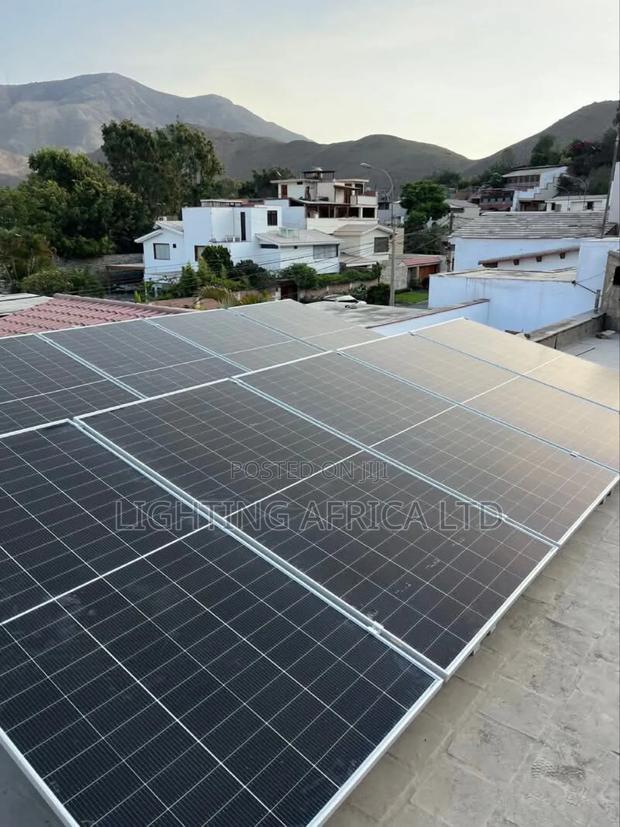 555w/46v Jinko Monocrystalline All Weather Solar Panel - thumbnail 2