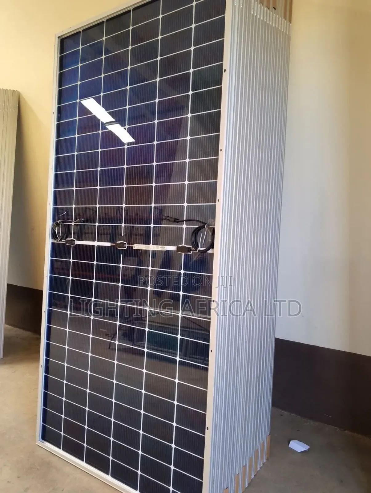 700w Bifacial Monocrystallin Solar Panel